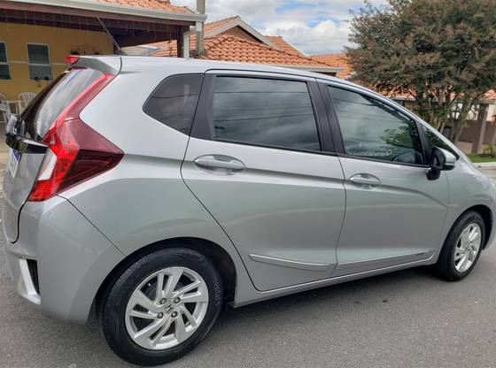 HONDA FIT 1.5 LX 16V FLEX 4P AUTOMÁTICO
